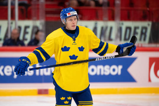 Fredrik Olofsson of Sweden looks dejected