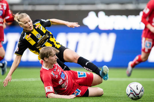 Linköpings Nilla Fischer och Häckens Stine Larsen