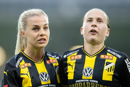 Häckens Lotta Öqvist och Filippa Curmark