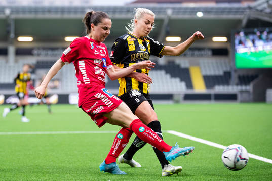 Linköpings Heidi Ellingsen och Häckens Lotta Öqvist