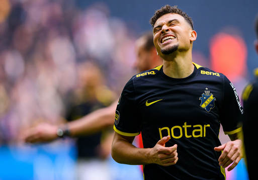 s Jordan Larsson deppar