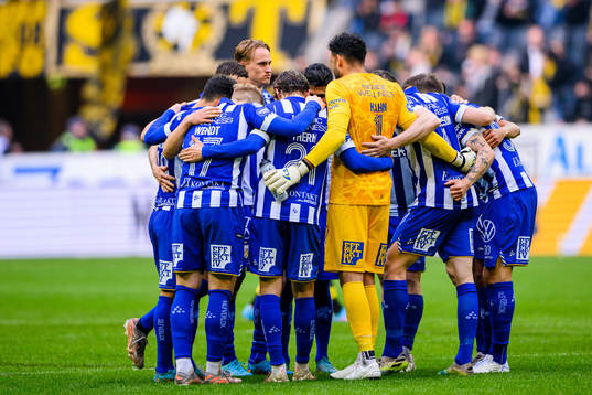 IFK Göteborgs spelare samlas