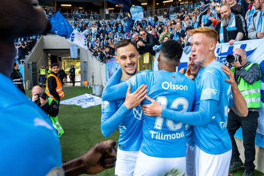 Malmö FFs Veljko Birmancevic jublar