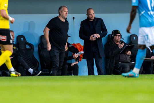 Mjällbys assisterande tränare Patrick Winqvist och