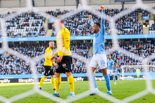 Malmö FFs Martin Olsson jublar