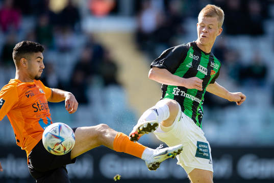 Torns Osama Khattab och GAIS Filip Gustafsson