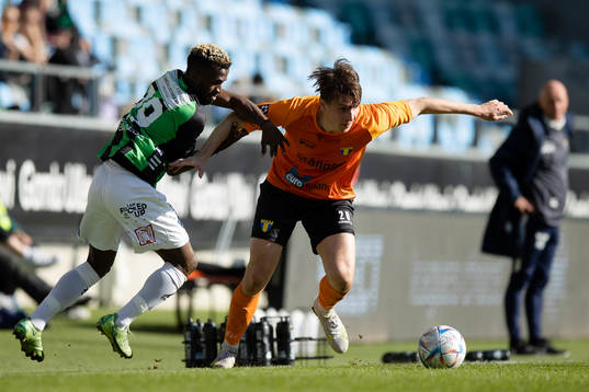 GAIS Rickard Emeka Friday och Torns Ludvig Bergman