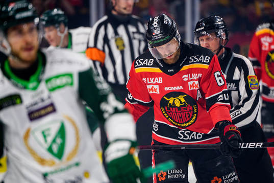 Luleås Linus Omark deppar