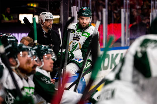 Färjestads Mikael Wikstrand deppar