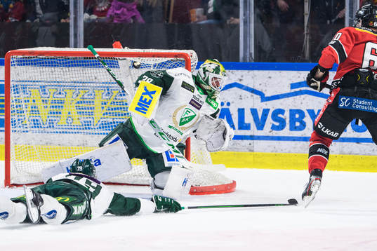 Luleås Julius Honka gör 1-0