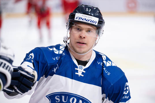 Petrus Palmu of Finland celebrates the 1-2 goal