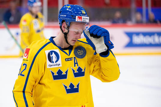 Lucas Wallmark of Sweden looks dejected