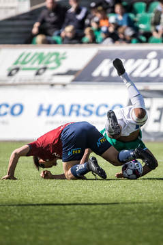 Brages Seth Kanteh Hellberg och Örgrytes Kevin Ackermann