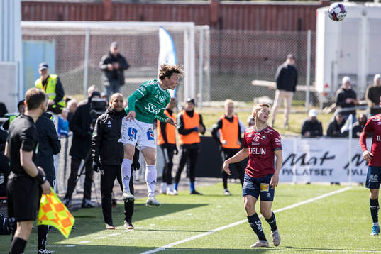 Brages Filip Sjöberg och Örgrytes Isak Dahlqvist