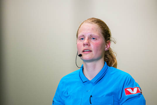 Veronika Fjeldvær, referee