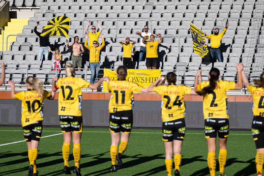 Elfsborgs spelare tackar supportrarna