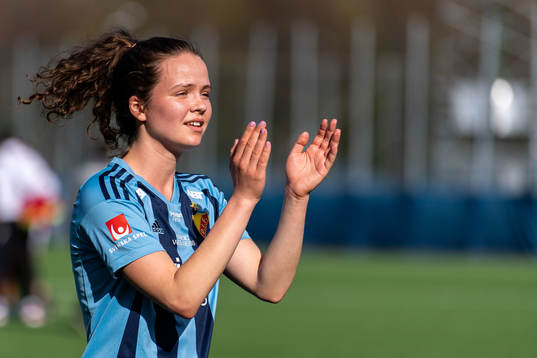 Djurgårdens Julia Walentowicz jublar
