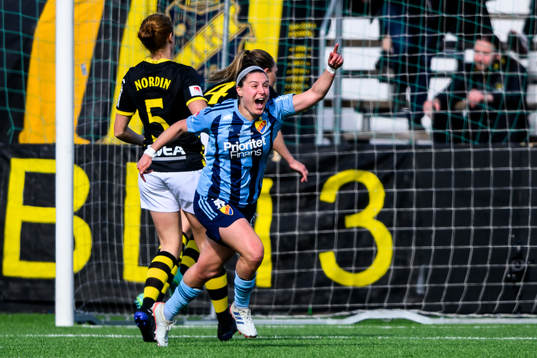 Bläddra bland fler bilder av Fotboll, Damallsvenskan, AIK - Djurgården