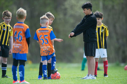 Bläddra bland fler bilder av Fotboll, U8, IFK Hässleholm - Broby IF