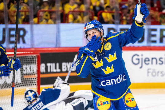 Max Friberg of Sweden celebrates 1-0