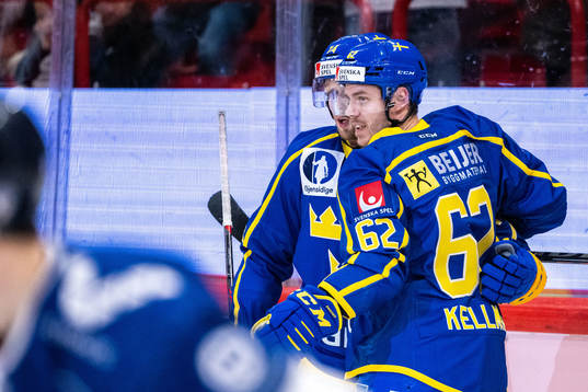Rasmus Asplund and Joel Kellman of Sweden  celebrates 3-2d