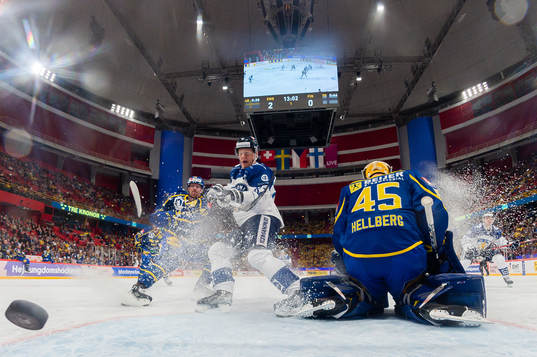 Harri Pesonen of Finland scores the 2-1 goal behind