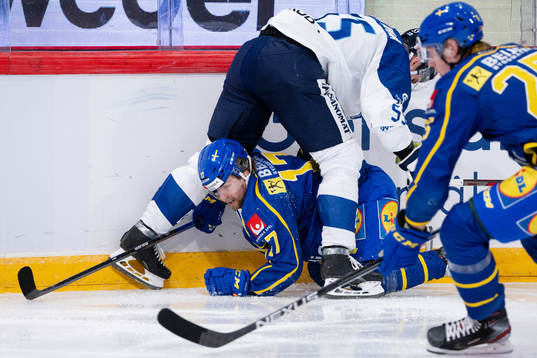 Oskar Lang of Sweden