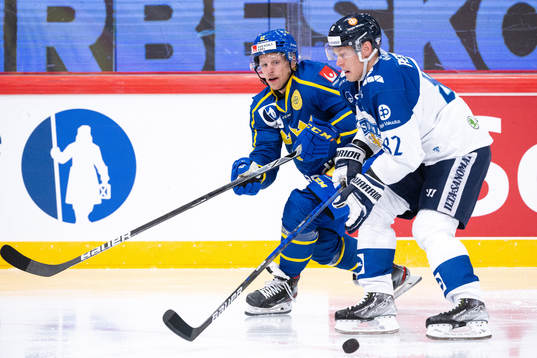 Max Friberg of Sweden and Harri Pesonen of Finland