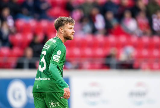 Hammarbys Dennis Widgren deppar