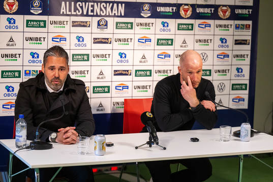 Hammarbys tränare Martí Cifuentes och Kalmars tränare