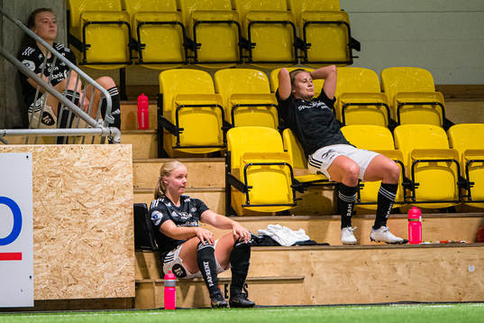 Sara Kanutte Sørensen Fornes, Celine Emilie Nergård and