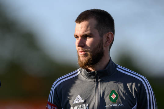 Skövdes målvakt Markus Fröjd vid lineup innan
