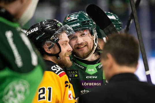 Luleås Juhani Tyrväinen och Färjestads Linus Johansson