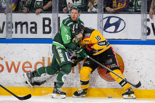 Färjestads Patrik Lundh och Luleås Einar Emanuelsson