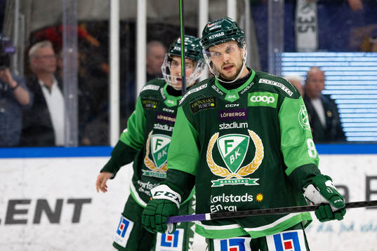Färjestads Theodor Lennström deppar