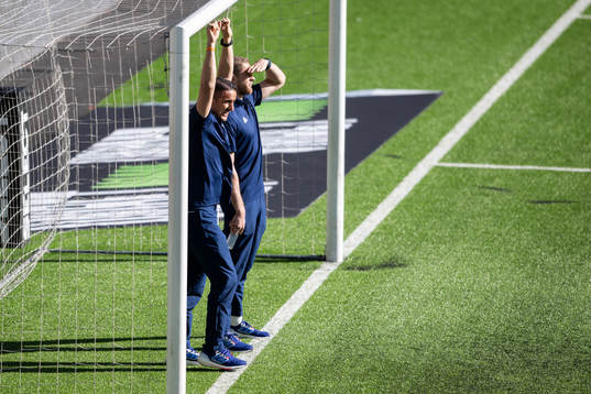 Djurgårdens målvaktstränare Nikos Gkoulios och målvakt