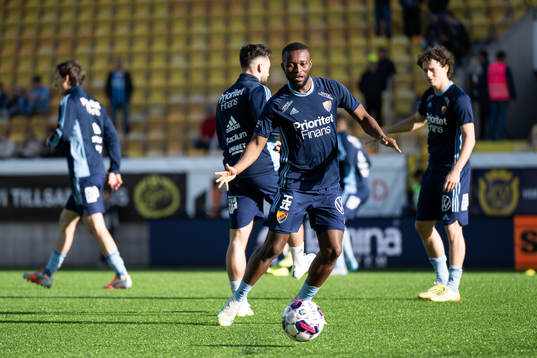 Djurgårdens Emmanuel Banda