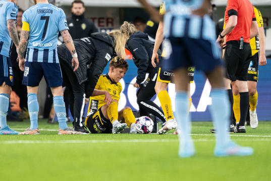 Elfsborgs Noah Söderberg har ont