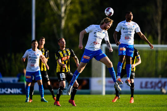 Värnamos Hampus Näsström och Abdussalam Magashy
