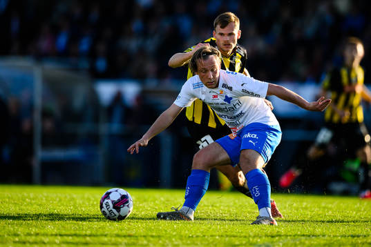 Värnamos William Kenndal och Häckens Oscar Uddenäs