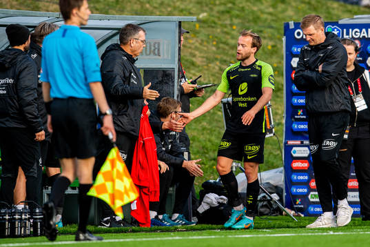 Bård Finne and Erik Huseklepp, assistant coach of Brann