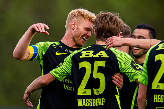 Niklas Jensen Wassberg of Brann celebrates with Sivert
