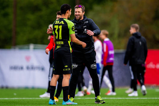 Isak Tomar Hjorteseth and Eirik Horneland, head coach of