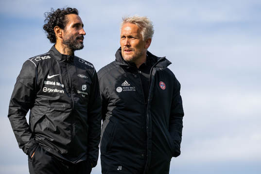 Hassan El Fakiri of Brann and Jørgen Isnes, head coach of