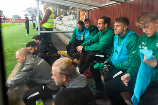 Jönköpings Edin Hamidovic med lagkamrater
