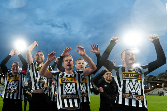 Landskronas spelare jublar