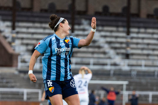 Djurgårdens Hayley Dowd jublar