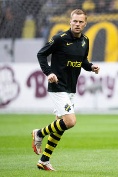 s Sebastian Larsson