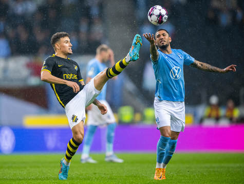 s Jordan Larsson och Malmö FFs Sergio Pena