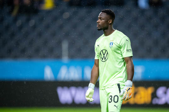 Malmö FFs målvakt Ismael Diawara